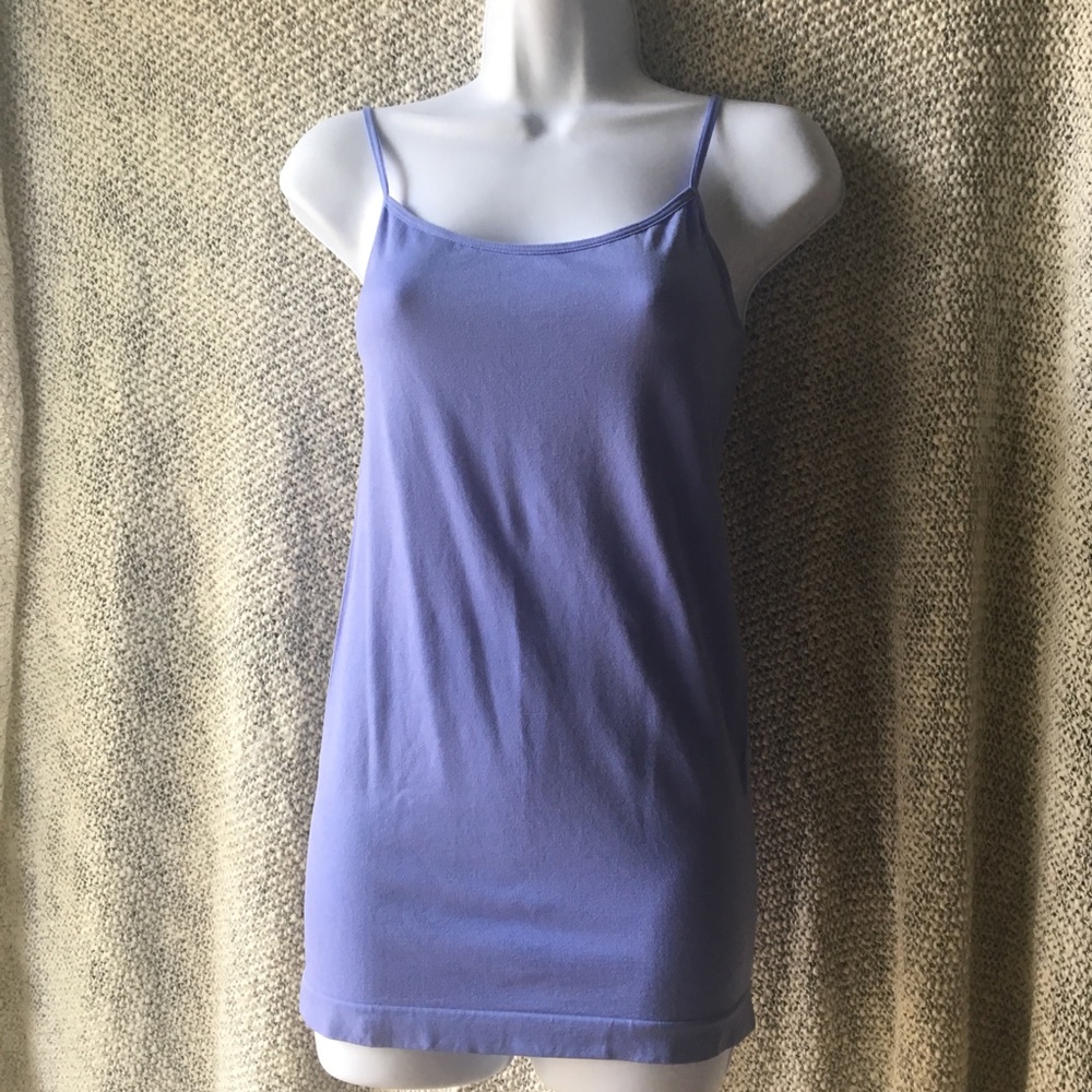 🛍 Two Tank Tops Fits Medium NWOT **3 for $15**